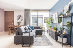 New PH for 6, BBQ and amazing private roof terrace